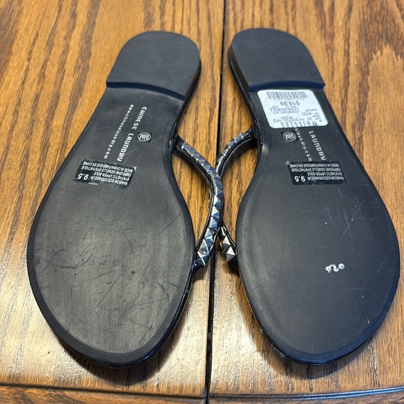 NWT Chinese Laundry flip flops - Picture 8 of 9